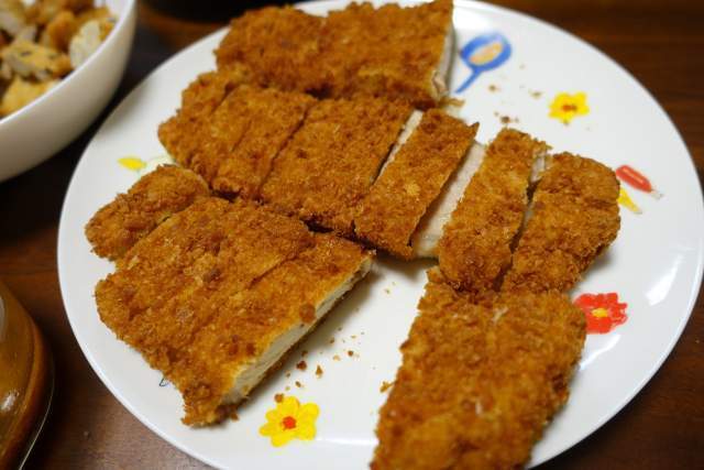 肉と惣菜の堀田 豚ロースかつ