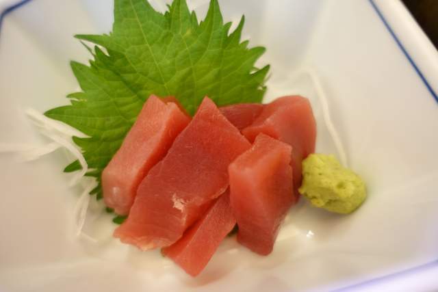 凧ずしの鮪の刺身