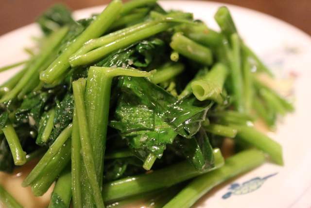 皇庭餃子房の空芯菜