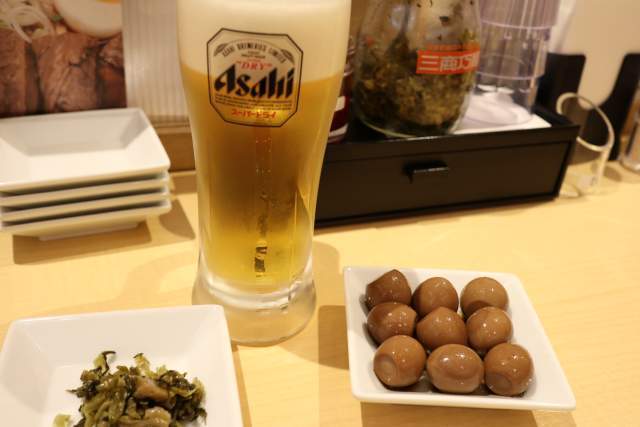 三商巧福のビール&うずらの卵の煮付け