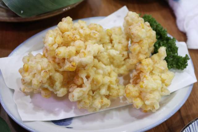 魚魚魚のトウモロコシ天ぷら