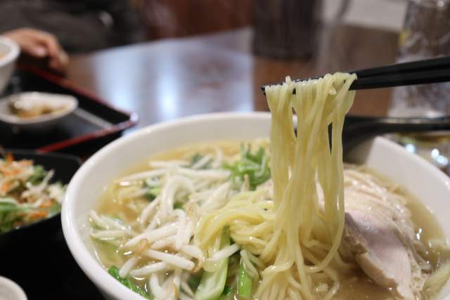 金蘭の麺リフト